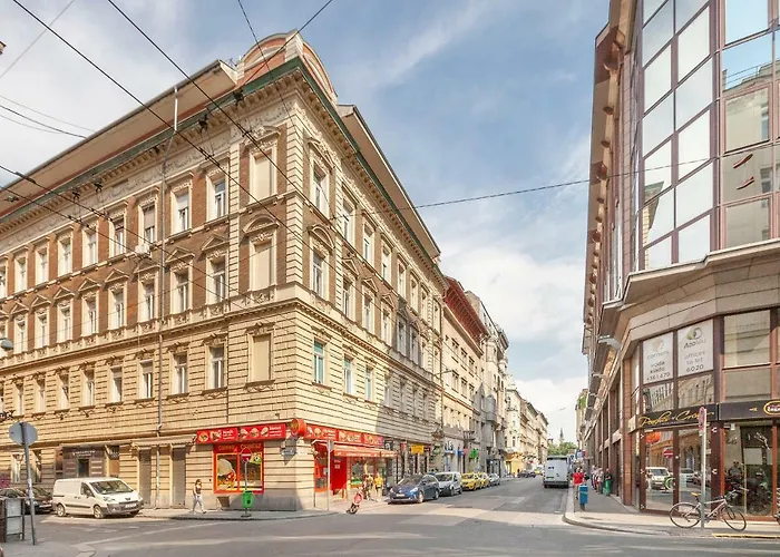 Budapest Broadway Apartment